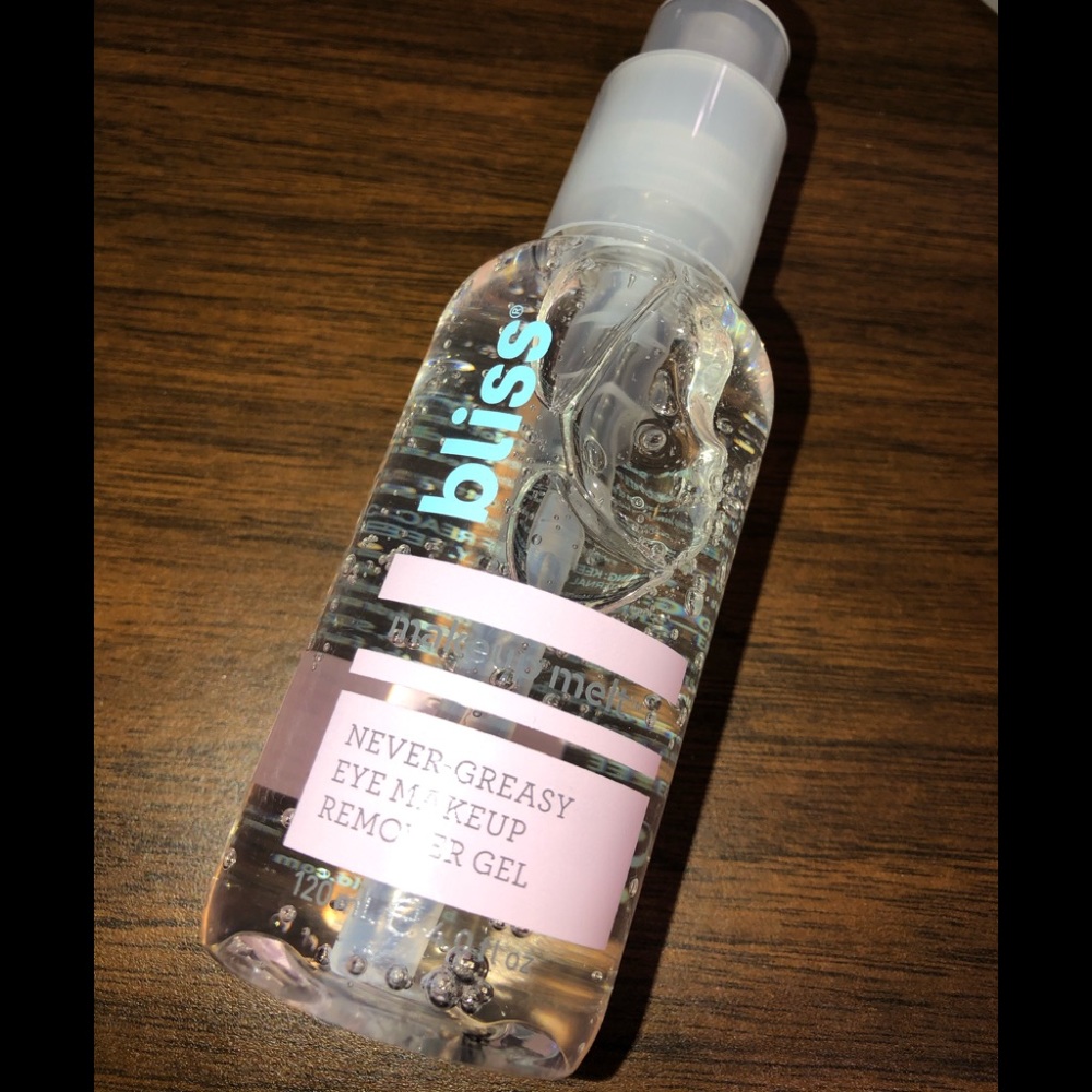 BLISS Makeup Melt
